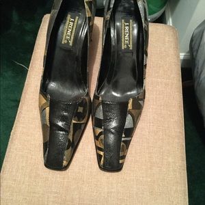 J Renee black and gold shoe